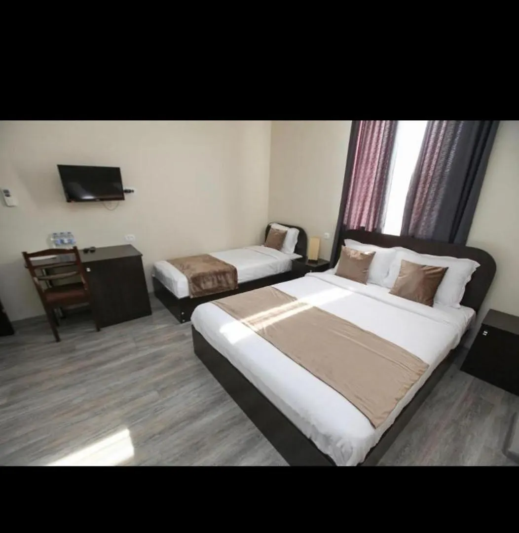 Hotel New Terrace Tbilisi 3*,